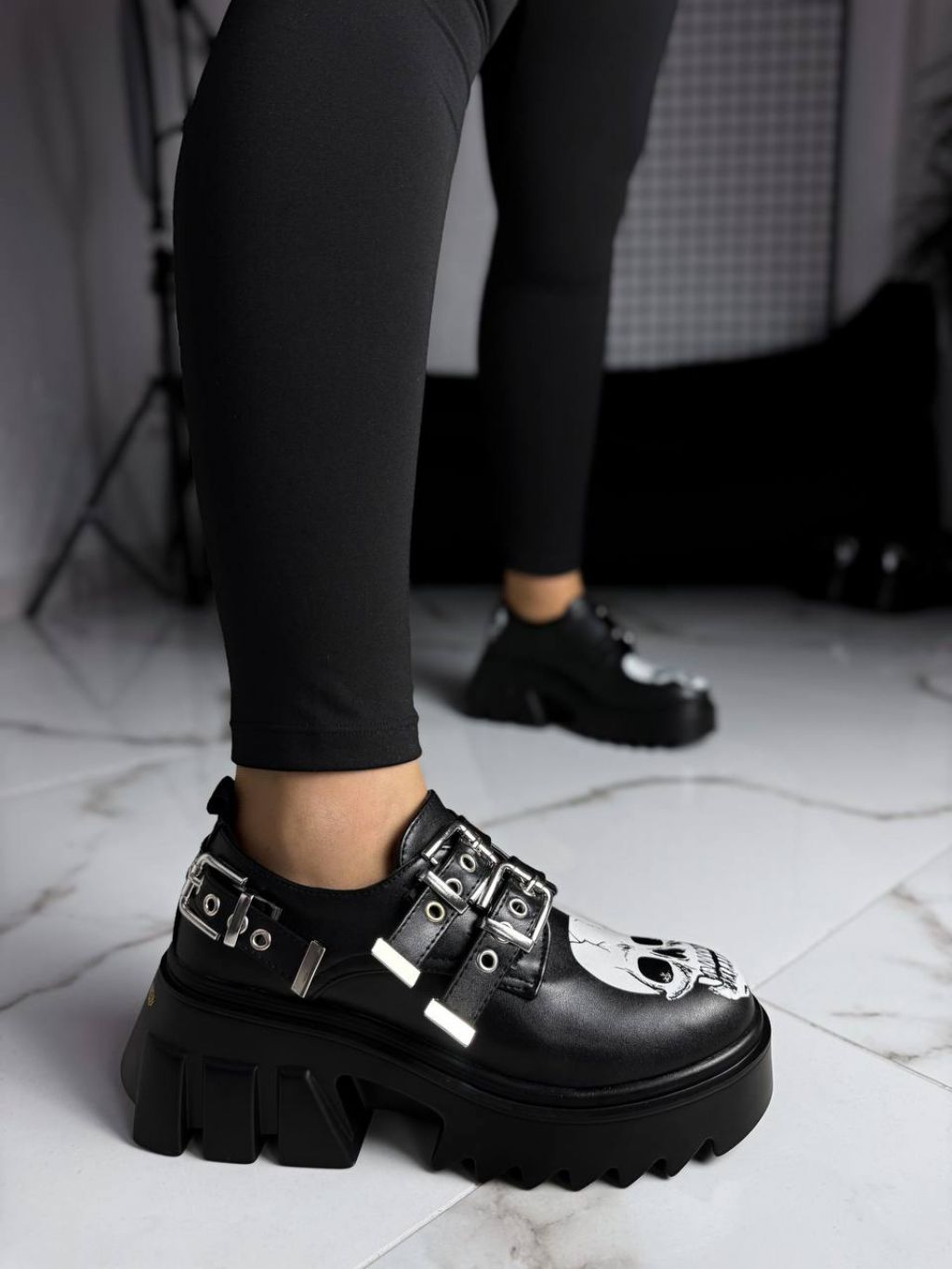 Жіночі шкіряні туфлі на масивній підошві Скайлет МАТ