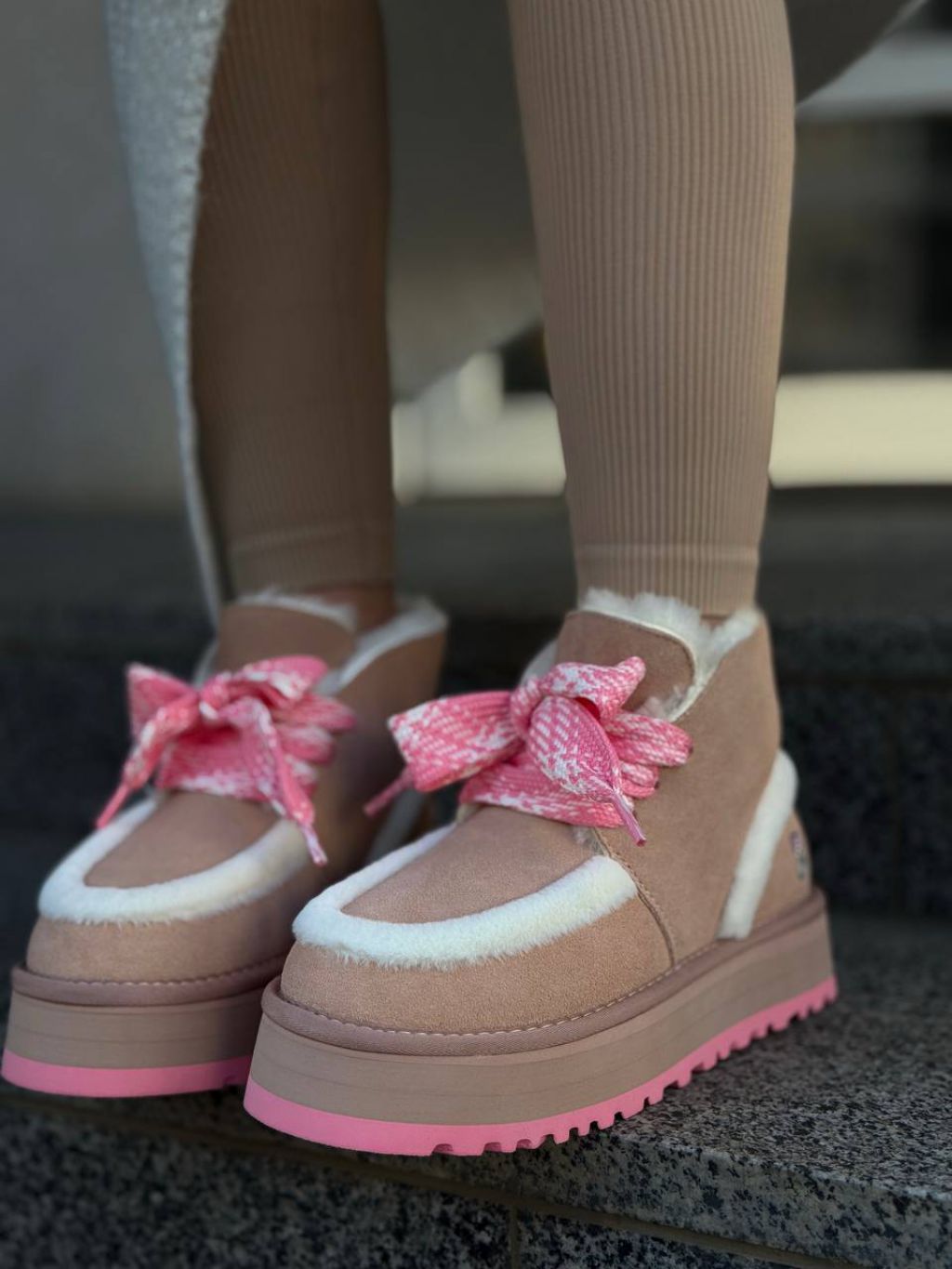 Жіночі утеплені черевички ЗЕЙБЕК Рожеві