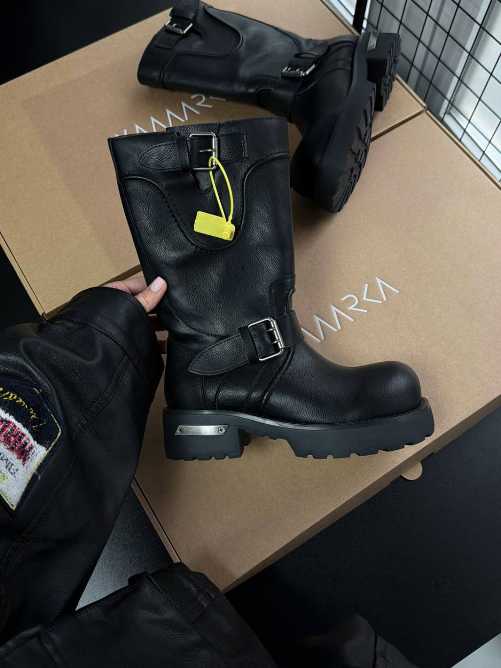 Жіночі черевики КЕЙЗУ Black