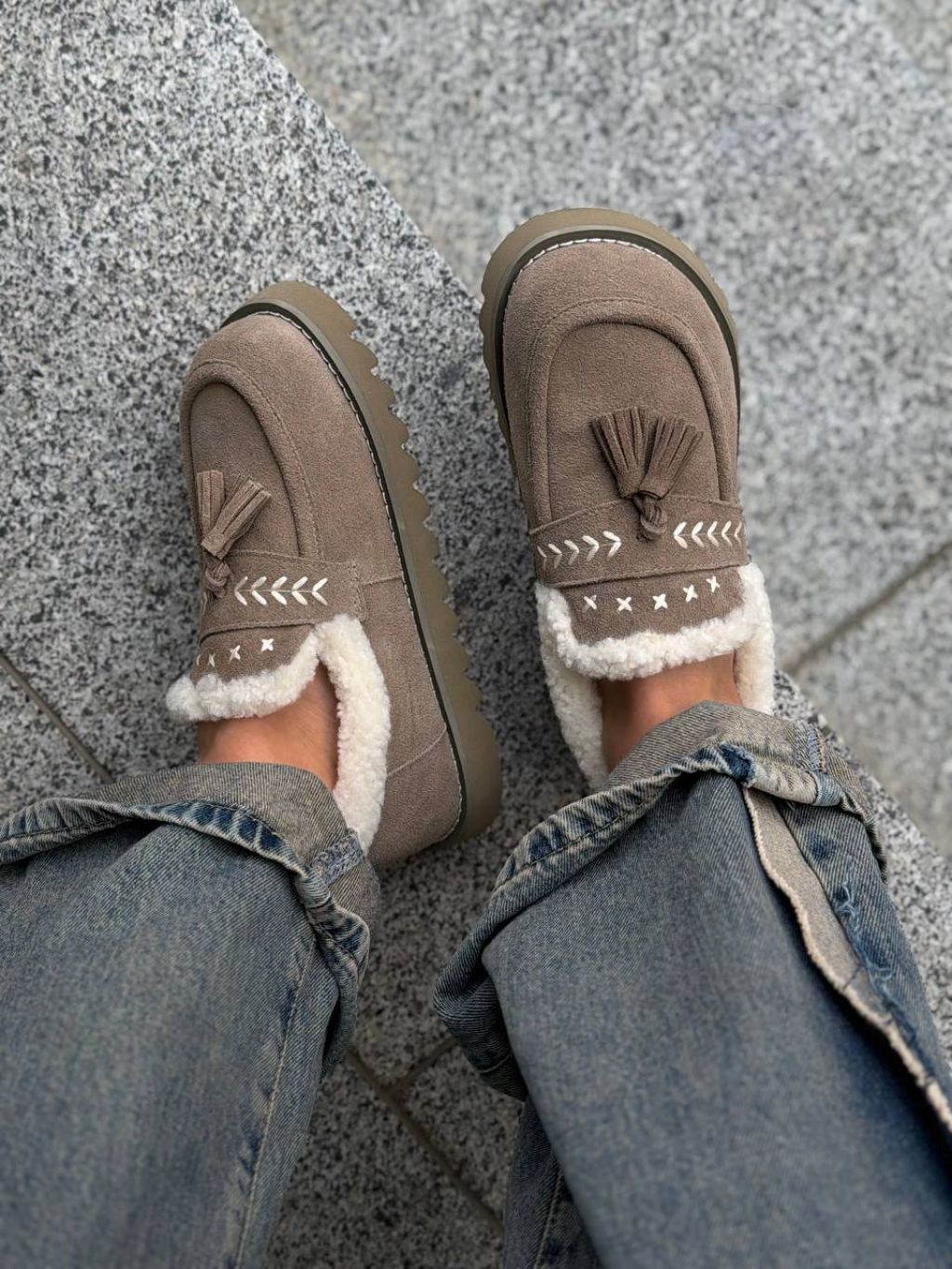 Жіночі утеплені лофери ФУРІА Beige