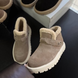 Відгук від Юлія про оптовий магазин взуття «MAAAARKA»