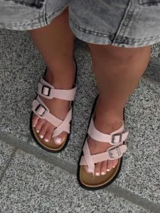 Жіночі шльопанці на низькій підошві Крудс Pink