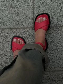 Марінес Red