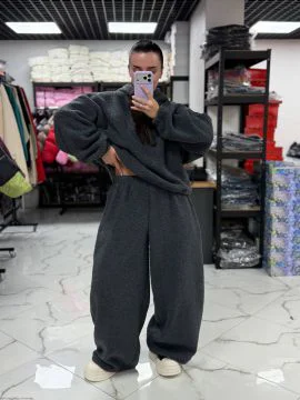 Сірий утеплений жіночий костюм Комі Gray