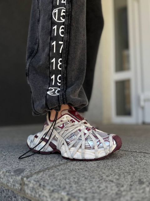 Жіночі кросівки на масивнній підошві з декоративними шнурівками ЗХЛ Бордо