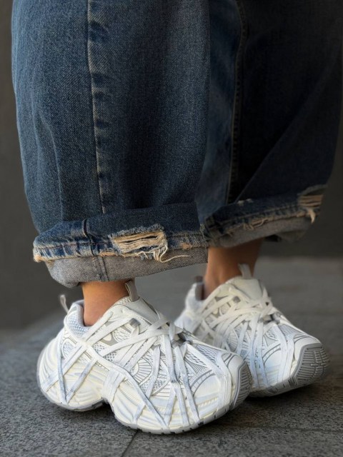 Жіночі кросівки на масивнній підошві Благер White