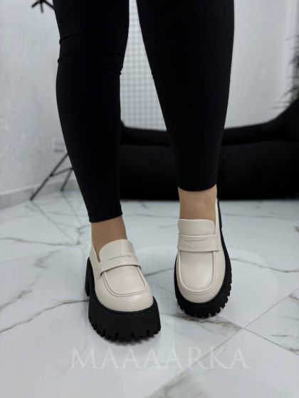 Жіночі шкіряні  Лофери Beige