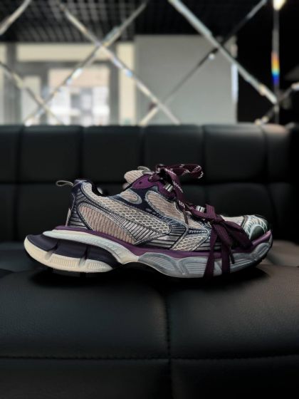 Жіночі кросівки на масивнній підошві з декоративними шнурівками Фрогси Фіолет