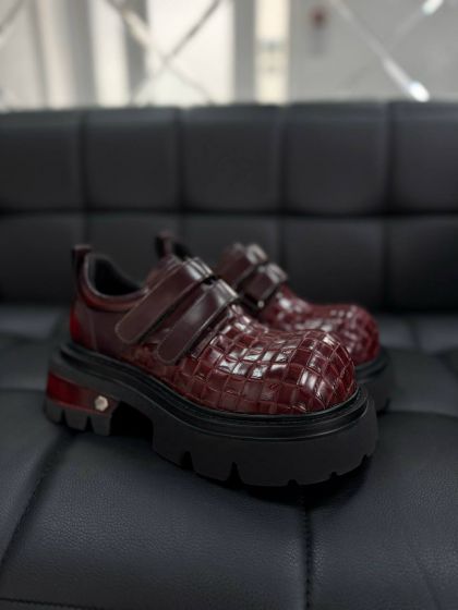 Жіночі шкіряні текстурні лофери Братіш Рептилія Brown