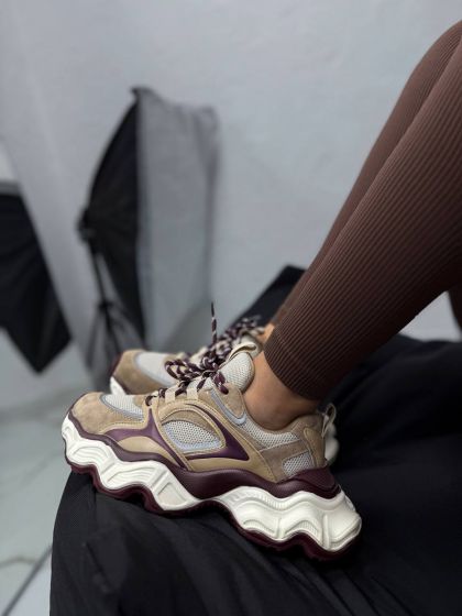 Жіночі замшеві кросівки на масивнній підошві  Карамболь Beige