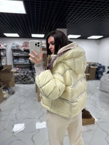 Жіноча тепла пухова куртка КІСО Beige