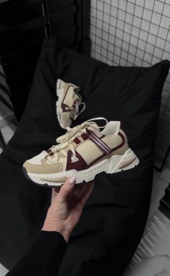 Жіночі кросівки на масивній підошві Адамс Khaki